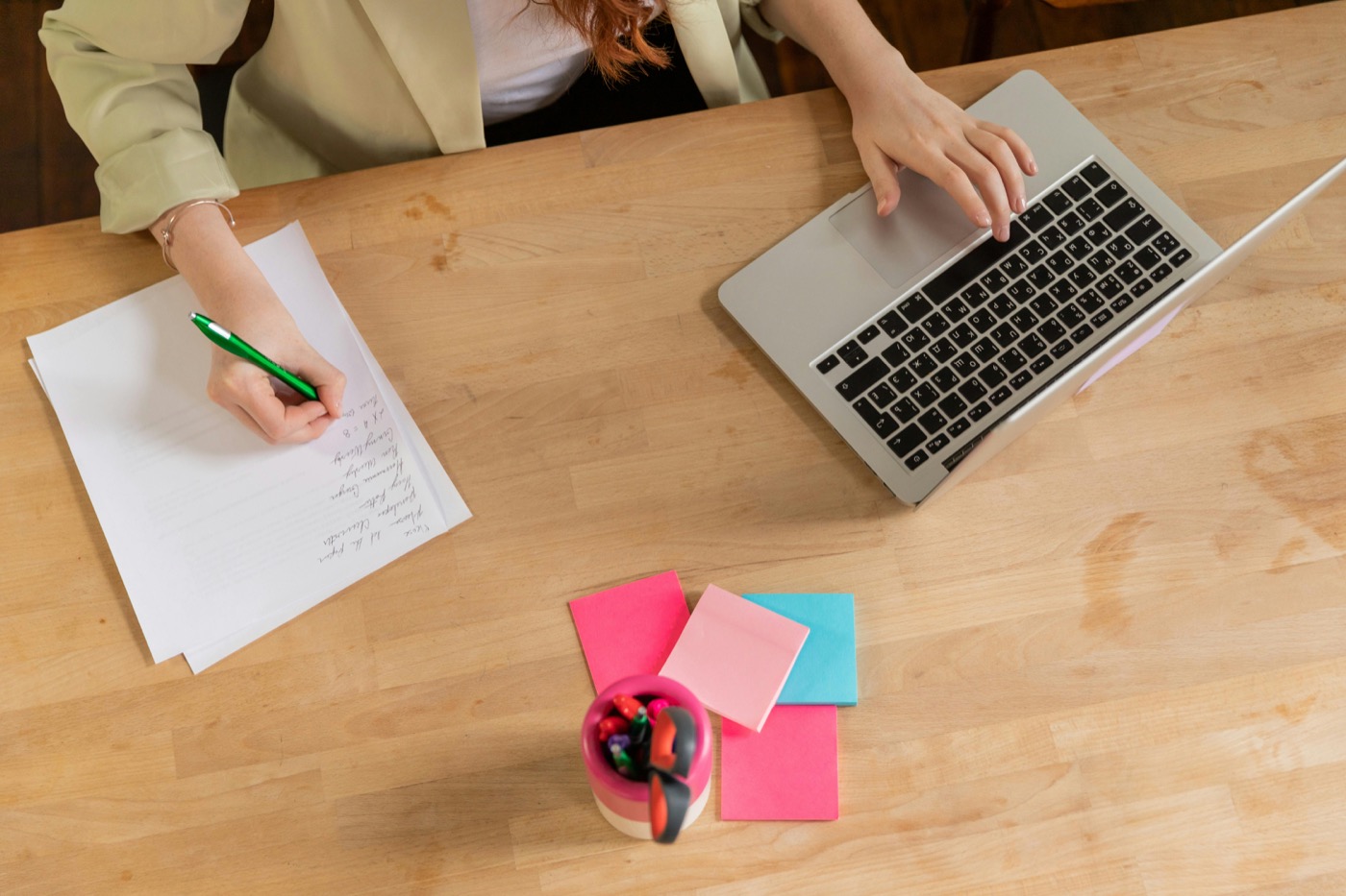 Laptop and notes setup for local AI knowledge workflows